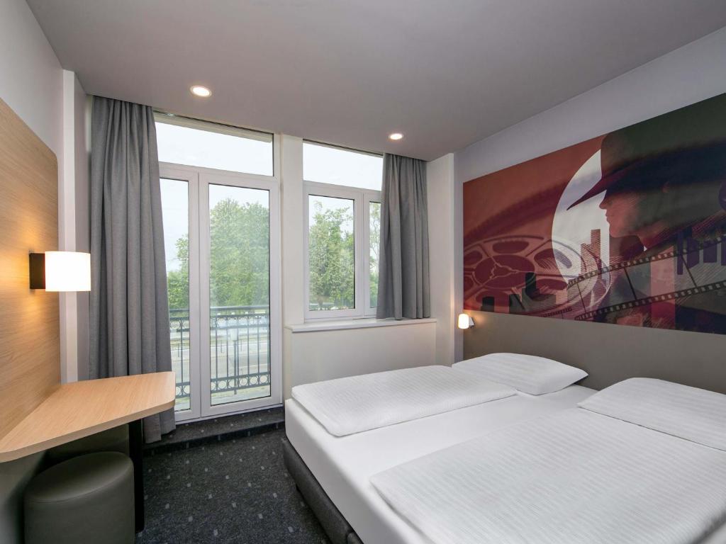 B&B HOTEL Berlin-Adlershof - Resim 8