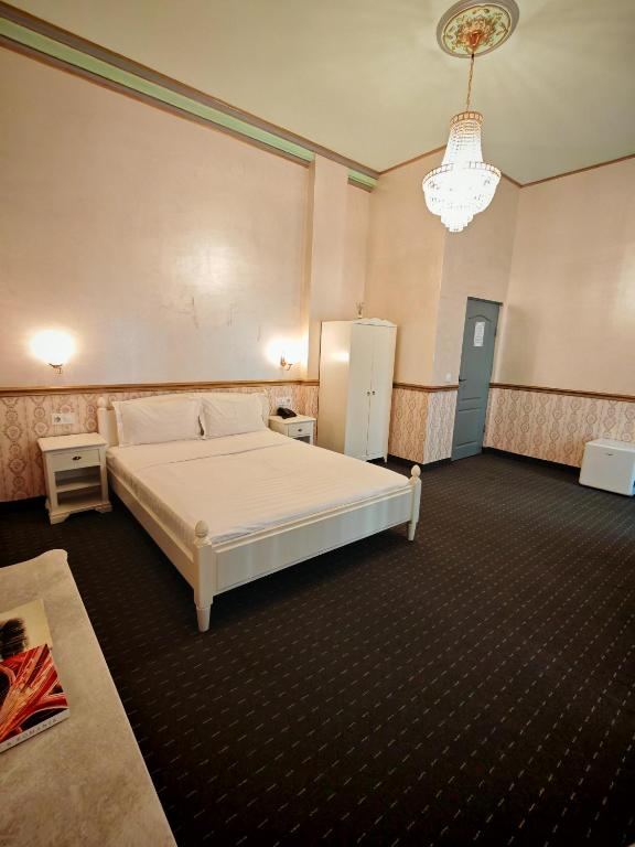 Noblesse Palace Old Town by NF - Resim 45