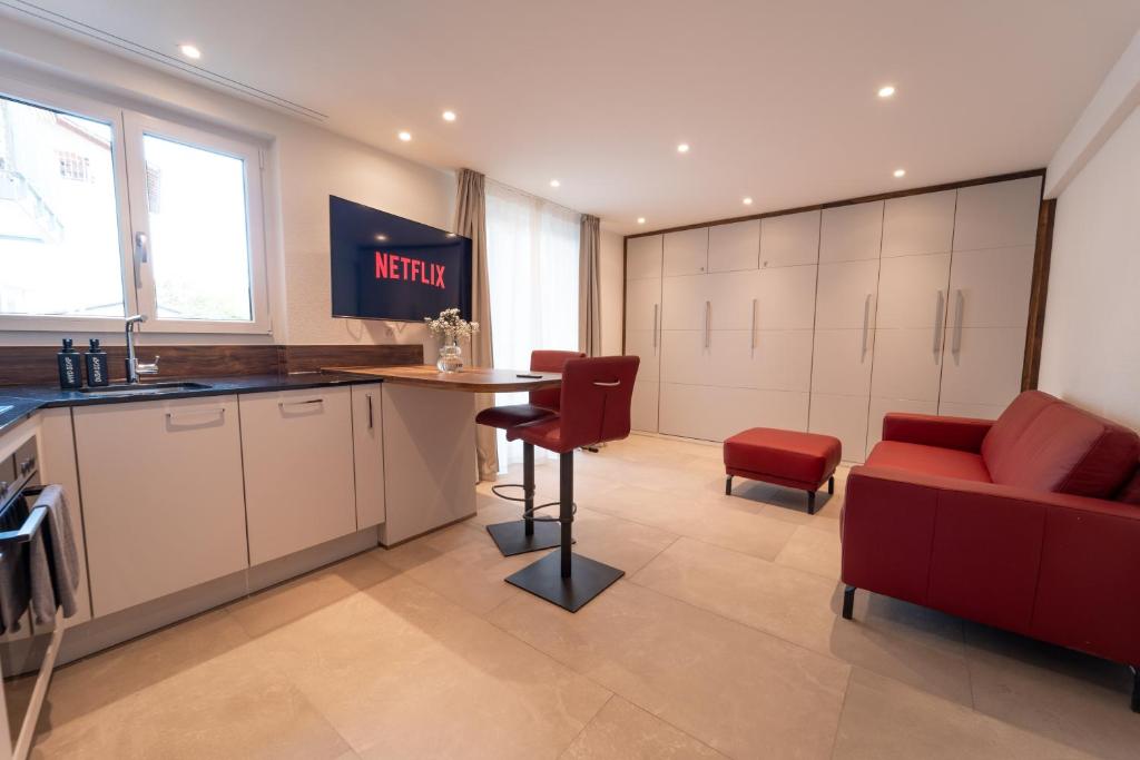 Kunstvolle Wohnung in der Stadt - Resim 8