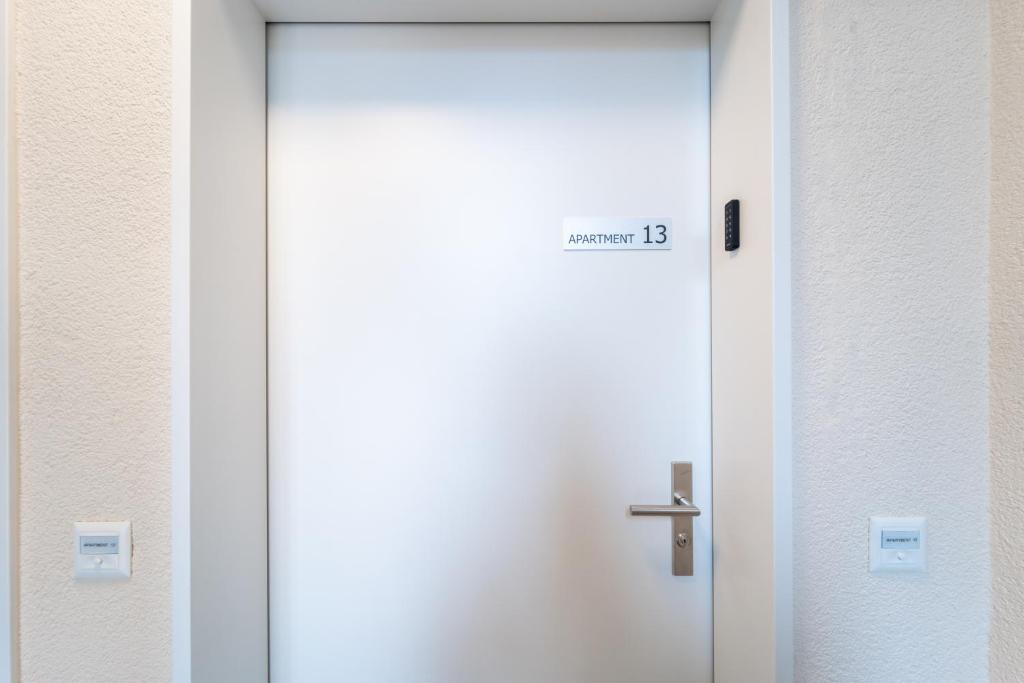 Kunstvolle Wohnung in der Stadt - Resim 10