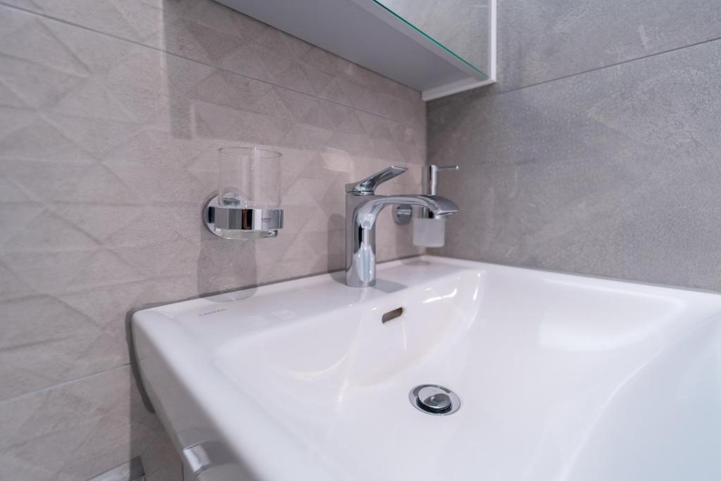 Schicke Wohnung an zentraler Lage! - Resim 6