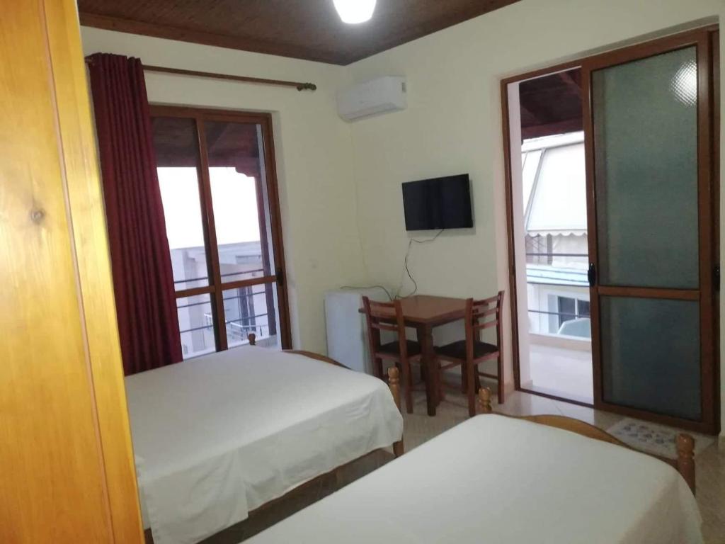 Gallery image of Vila Dhipali in Sarandë