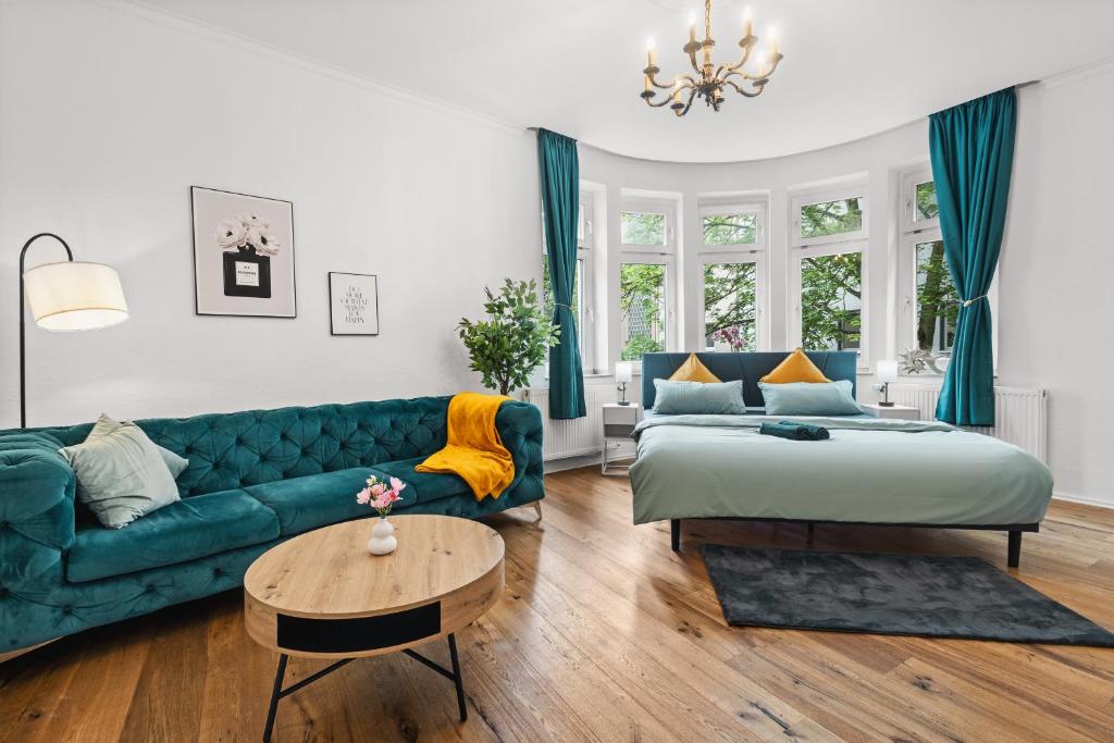 Picture of Moderne Suite bis zu 6 Personen - Central- free Parking - 3 Bedrooms ...