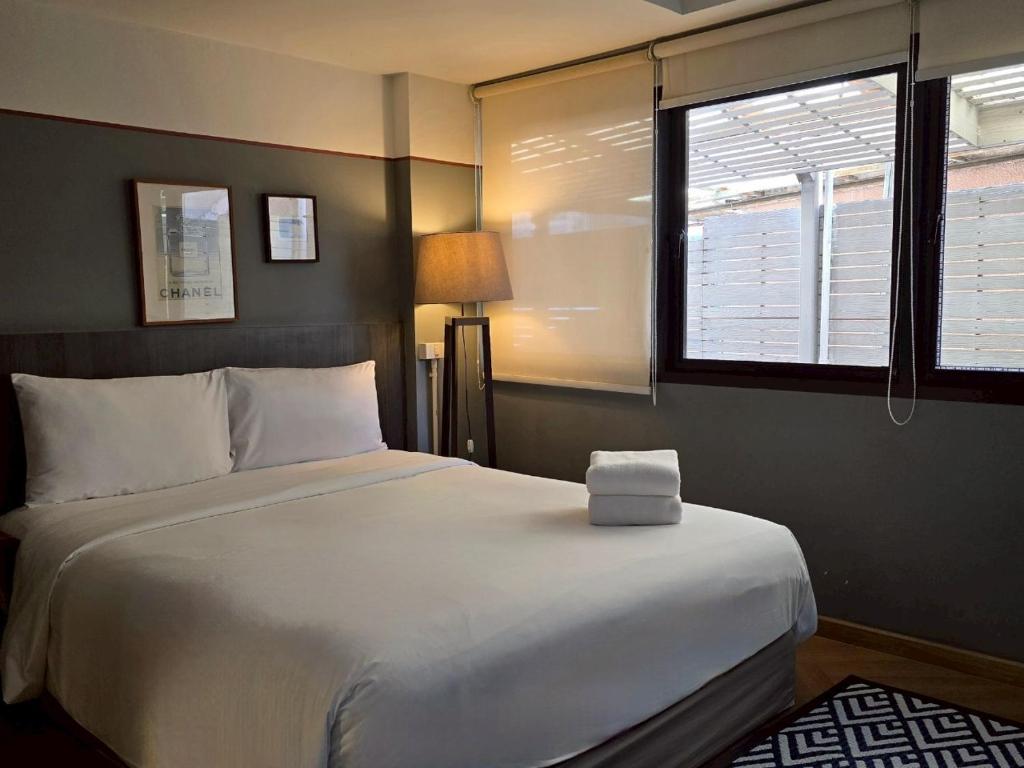 Somewhere to Escape - Hometel - Resim 3