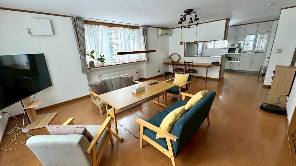 Kuchyň nebo kuchyňský kout v ubytování Kurumi House