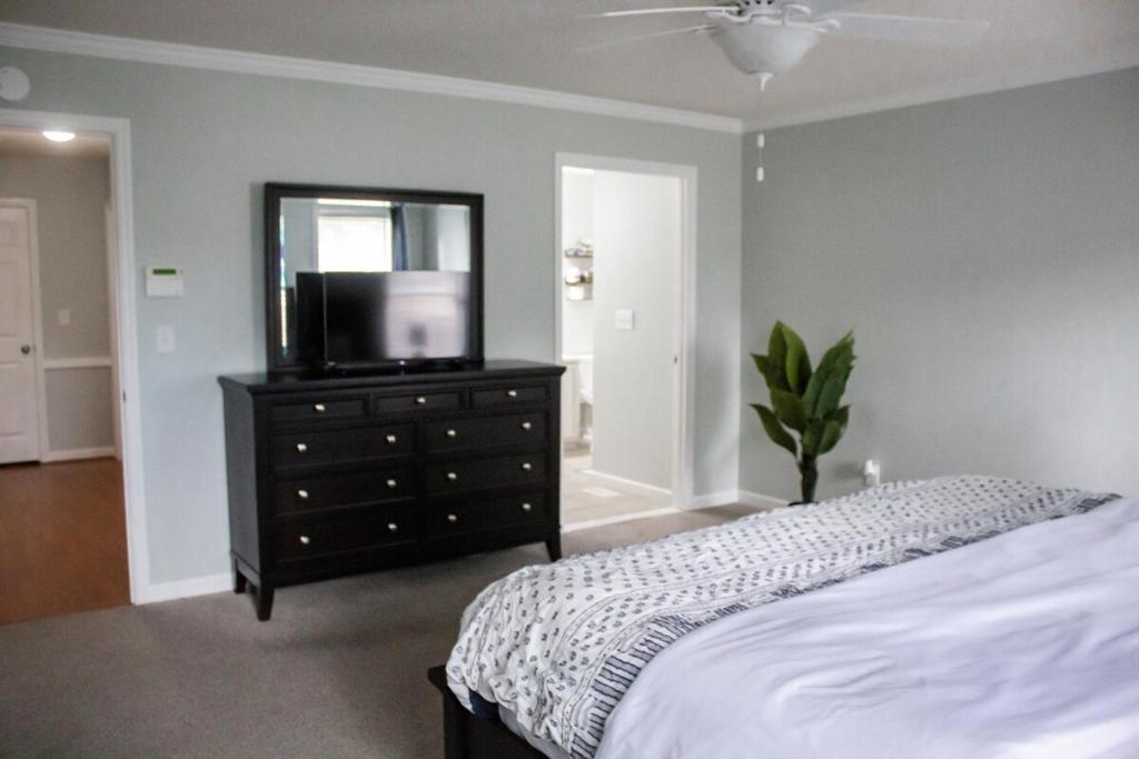 Ένα ή περισσότερα κρεβάτια σε δωμάτιο στο Jason and Liz escapes