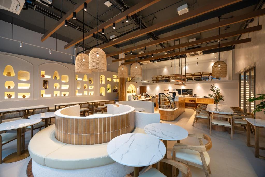 The Moment - Resim 40