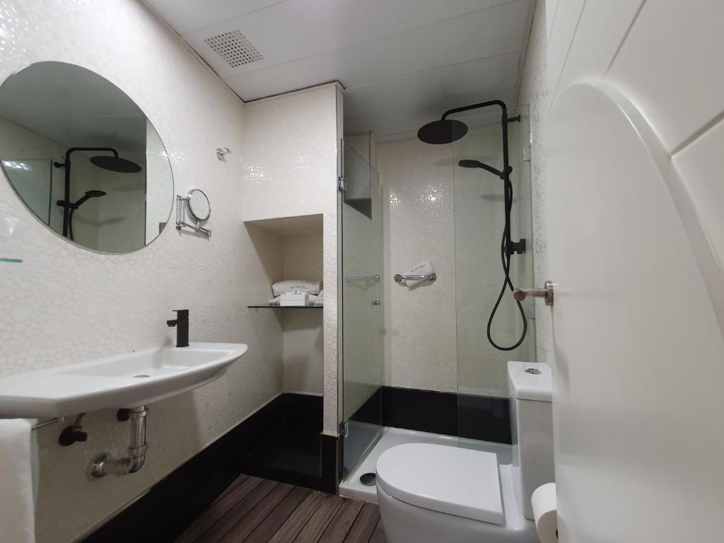 La Boutique Puerta Osario - Resim 7