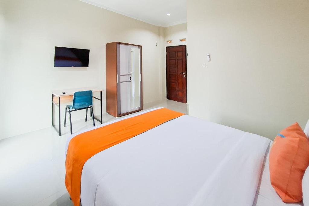 Sans Hotel Bliss Pekanbaru - Superior Double Room