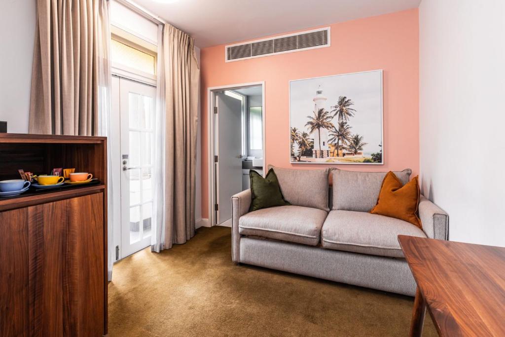 The Lucky Hotel - Resim 25