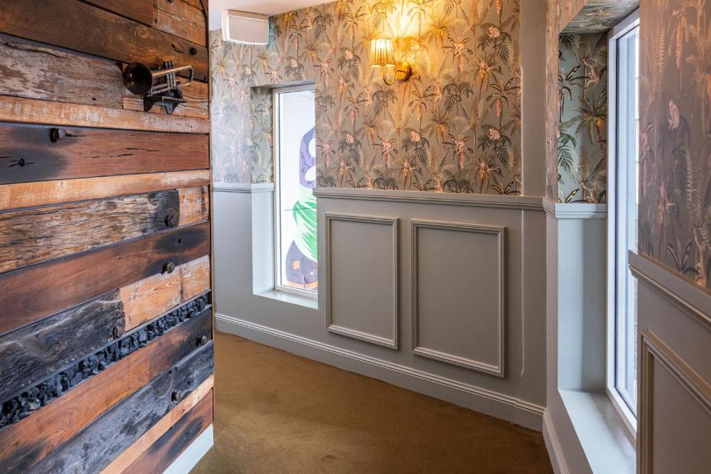 The Lucky Hotel - Resim 21