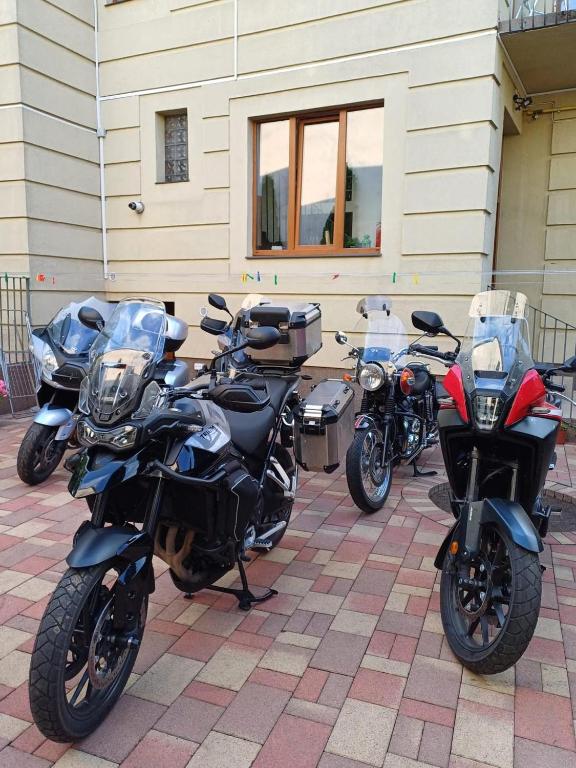 Pannónia Rooms and Apartments - Resim 4