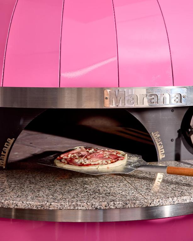 The Lucky Hotel - Resim 39