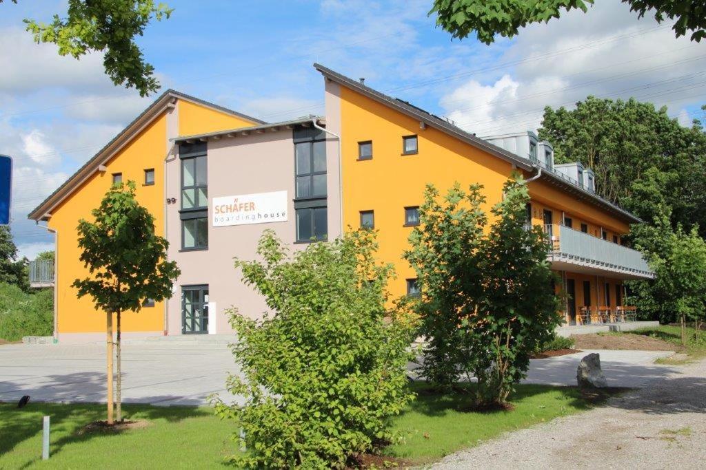 Budova, kde se aparthotel nachází
