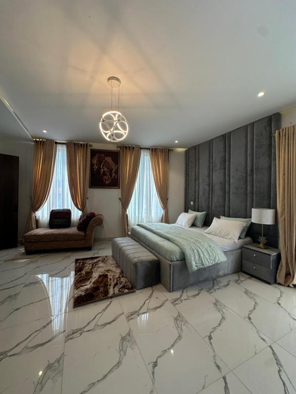 Imagen de la galería de VI Luxe Height 6A, en Lagos