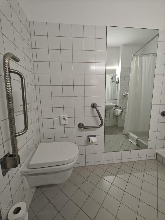 Gartenhotel Altmannsdorf - Resim 41