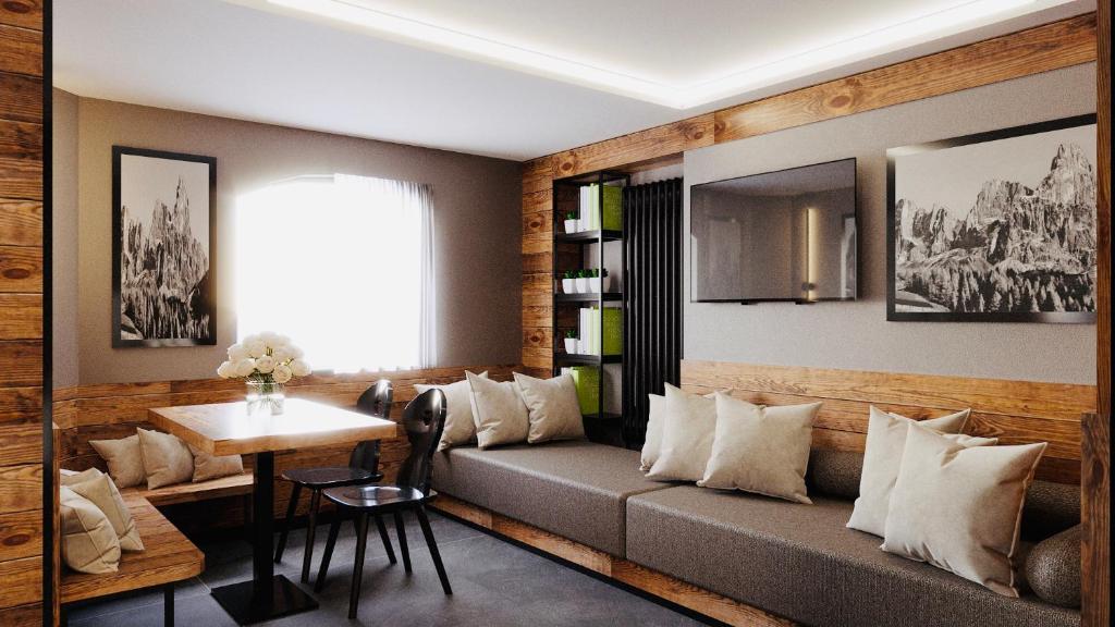 Hotel Vienna - Suite With Balcony