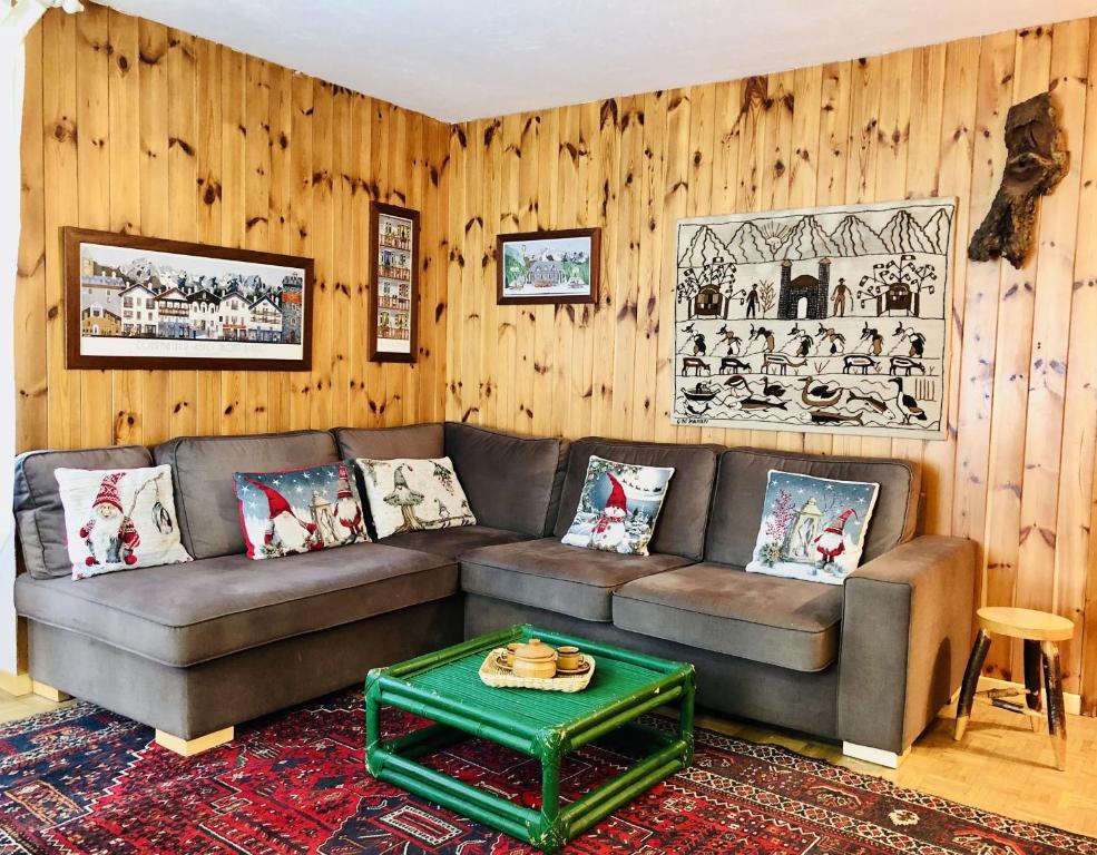 Posezení v ubytování GuestHost - Casa Carola - Lovely Courmayeur Flat!