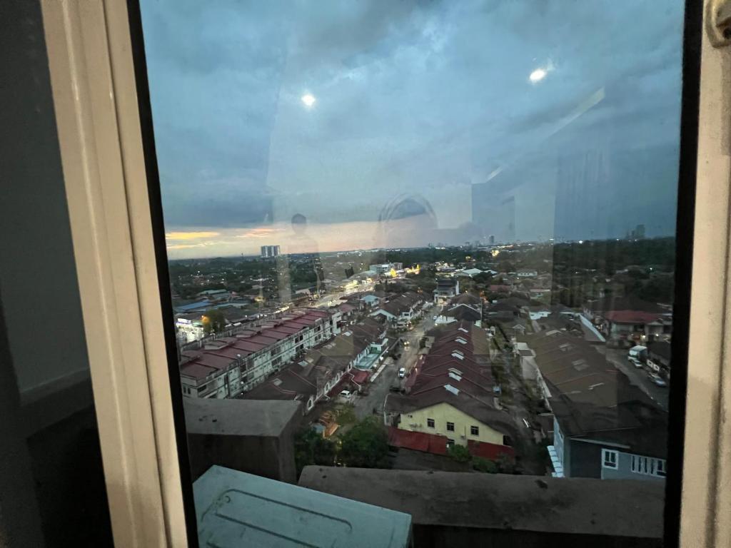 コタバルにあるFarah Suite Viana Courtのギャラリーの写真