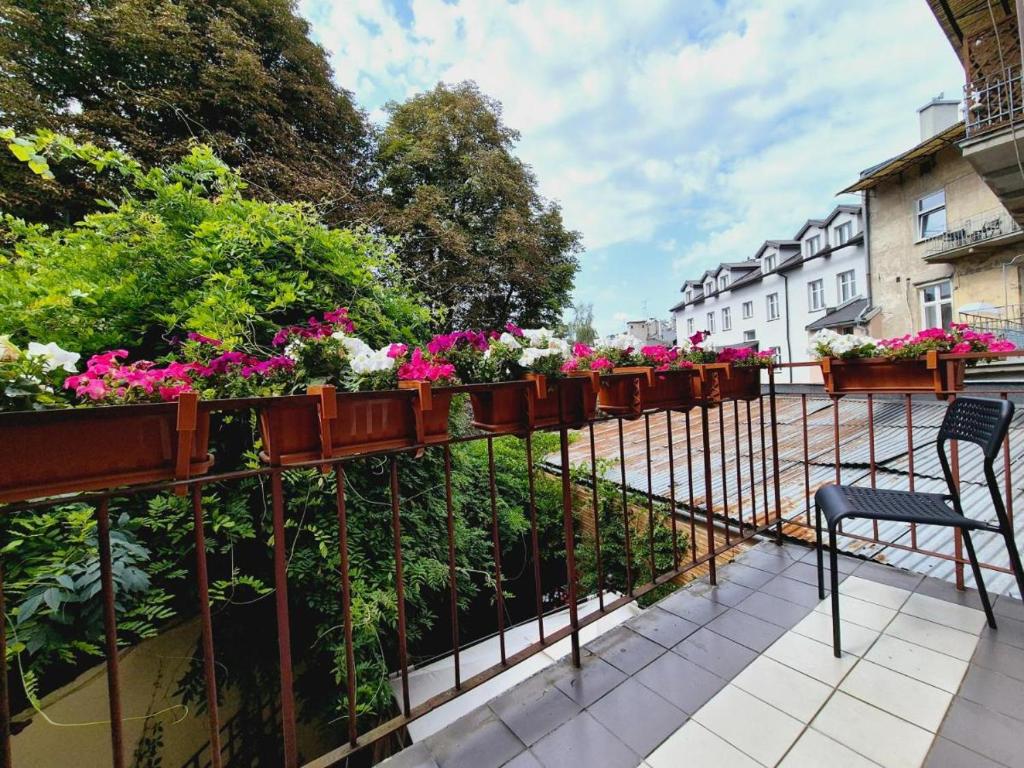 Aparthotel - KrakHouse - Resim 32