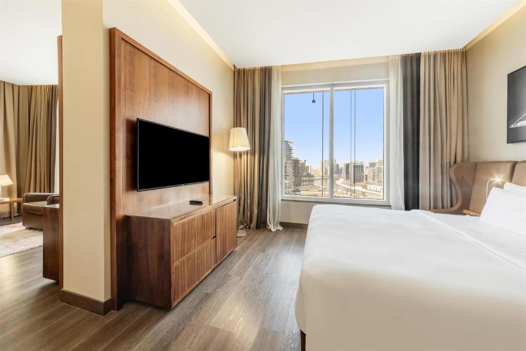 Radisson Blu Hotel, Dubai Canal View - Resim 23
