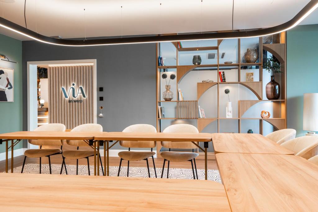 Via Antwerp - Resim 21