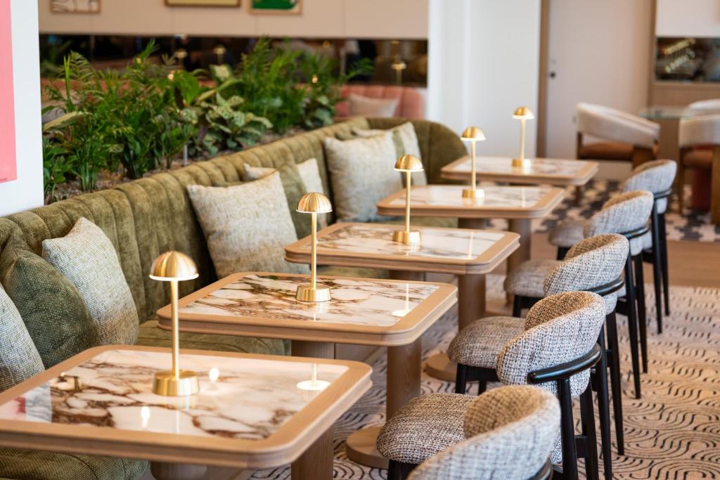 Via Antwerp - Resim 27