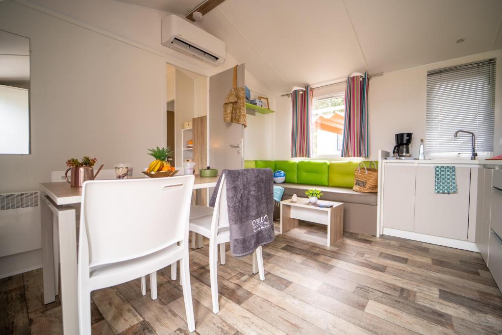 Camping des Alberes - Mobile Home Duo (4 Personnes)