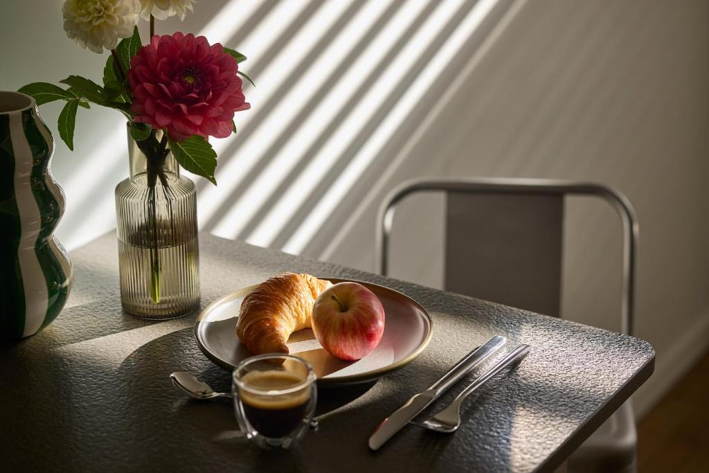 
Studio with Sofa Bed
