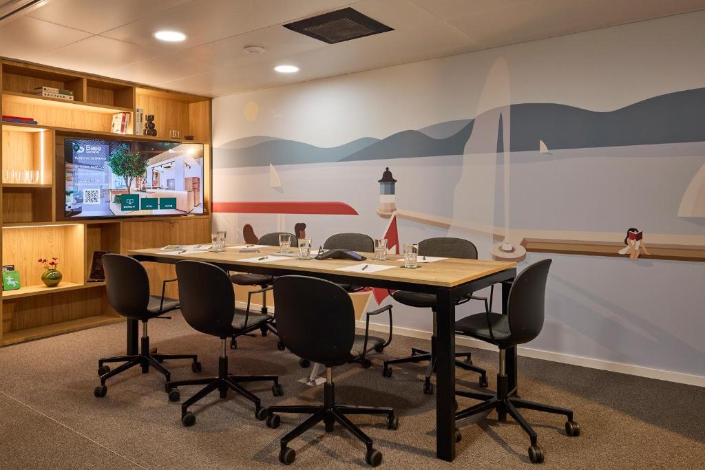 Base Geneva - Resim 43