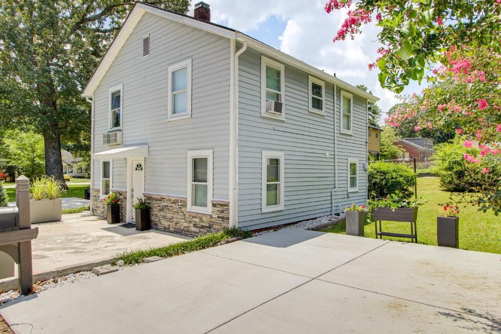 View of 2 Mi to USC Campus Peaceful Apartment with Yard, West Columbia (updated ...