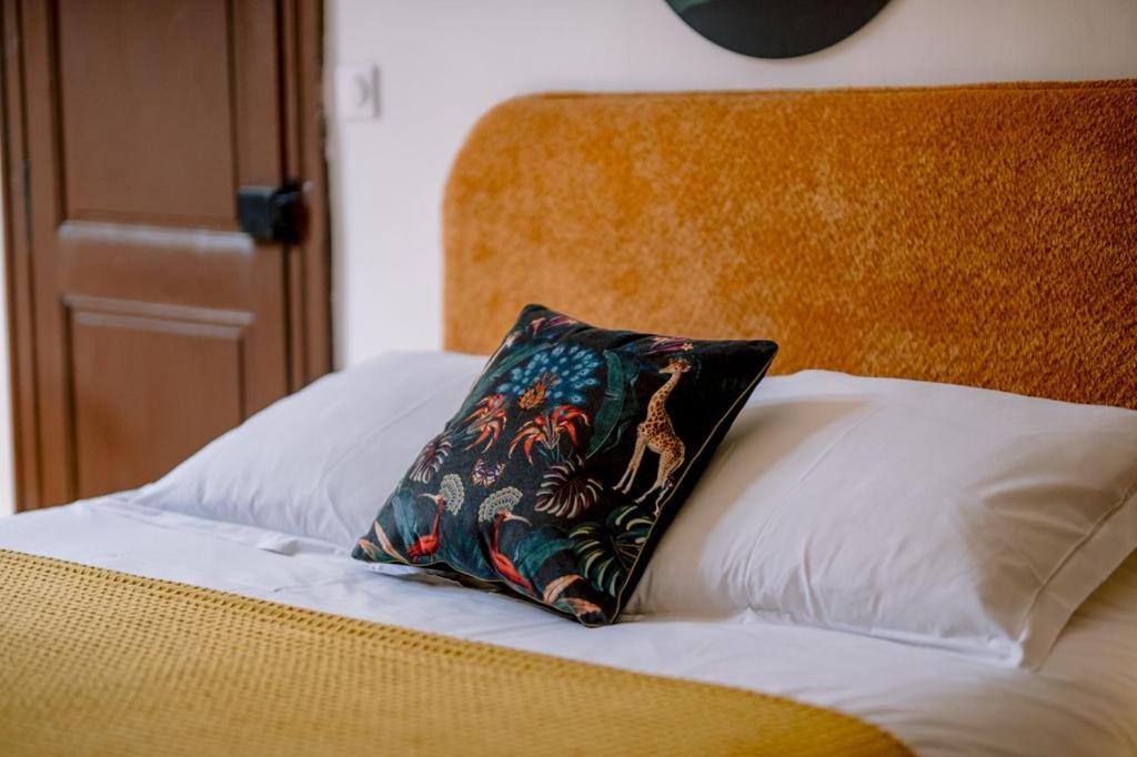 La Maison du Prevot - Maison d hotes de charme au pied de la Cathedrale Sainte Cecile d Albi La Maison du Prevot - Charming Guesthouse at Foot of Albi Cathedral - Superior Suite