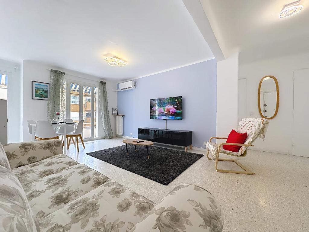 Cozy Apartment in Antibes