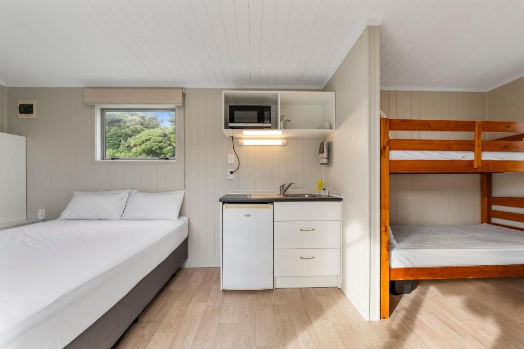 Fitzroy Beach Holiday Park - Resim 6