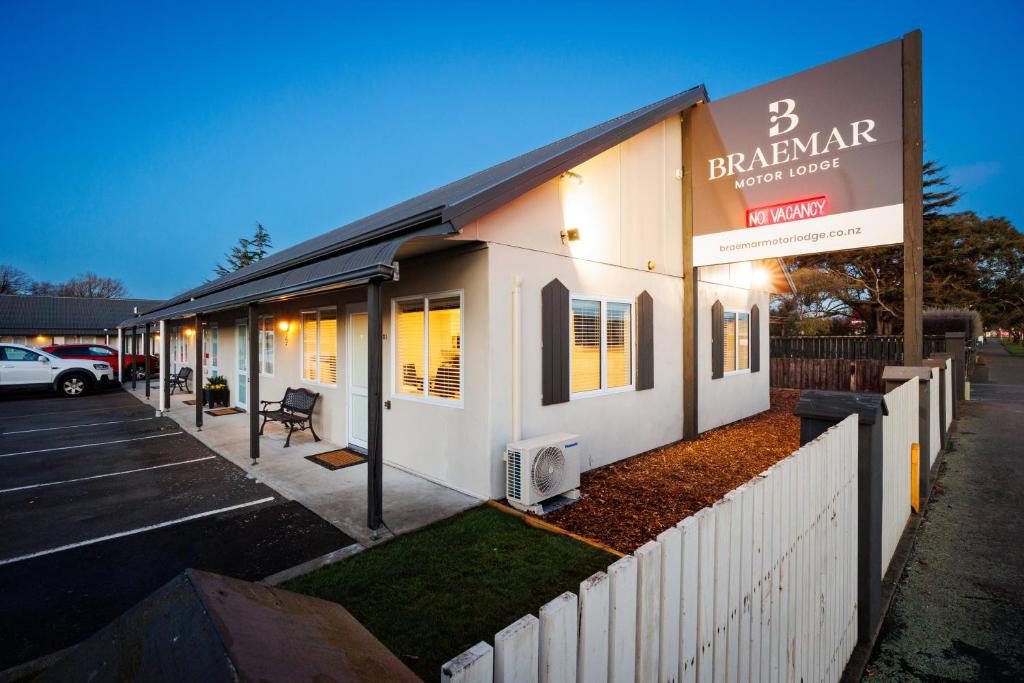 Braemar Motor Lodge - Resim 9