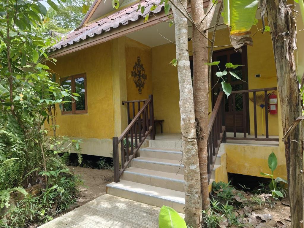 Country Retreat - 16