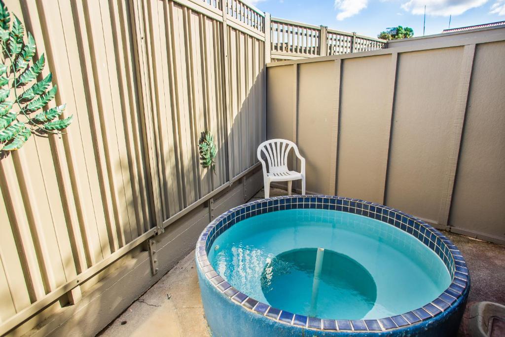 Bennetts Thermal Motor Inn - Resim 18