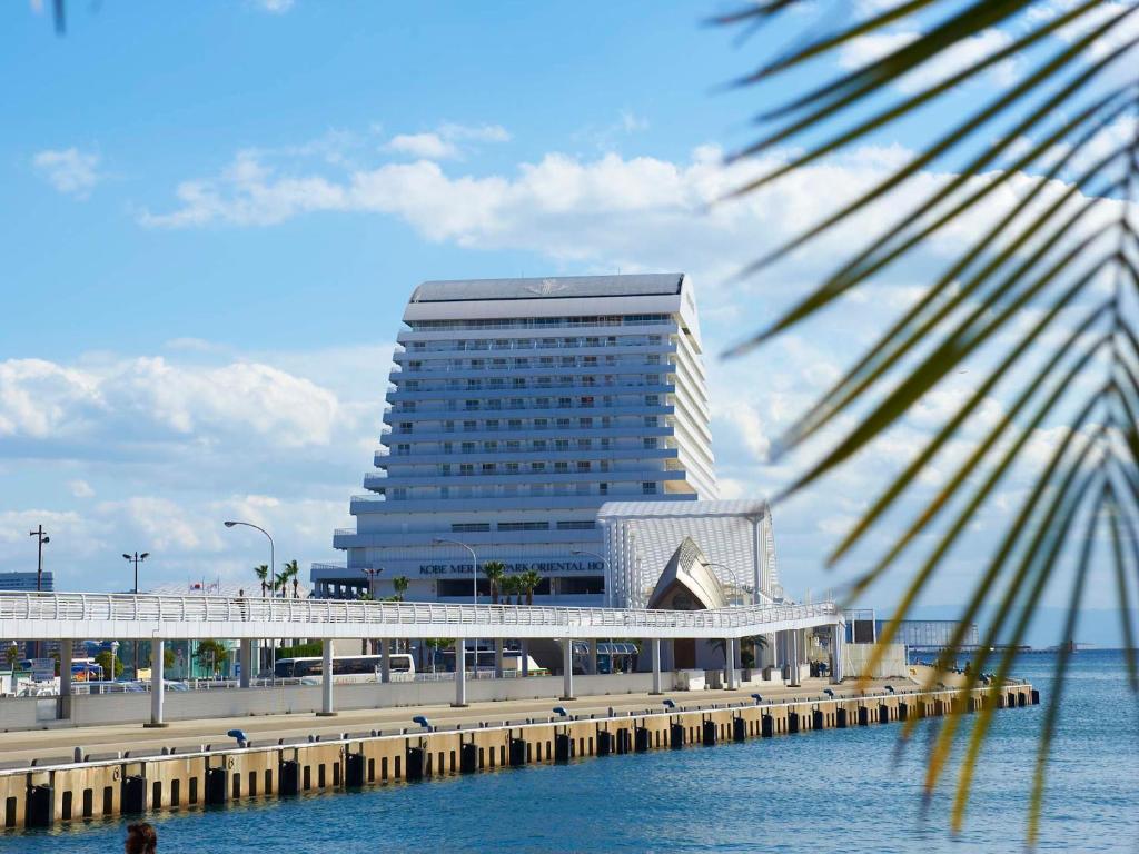 kobe meriken park oriental hotel