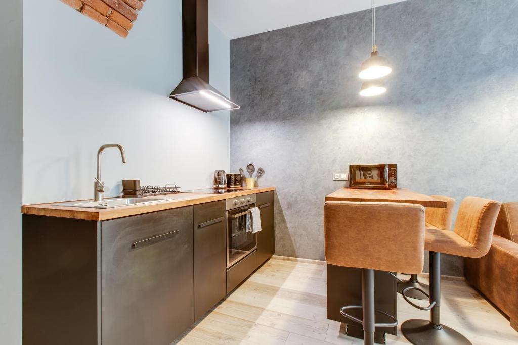 Lovely Apartments Heart of Prague - 9