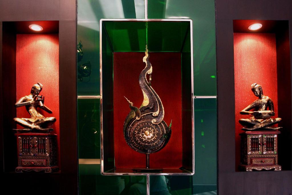 Mirth Sathorn Hotel - Resim 39