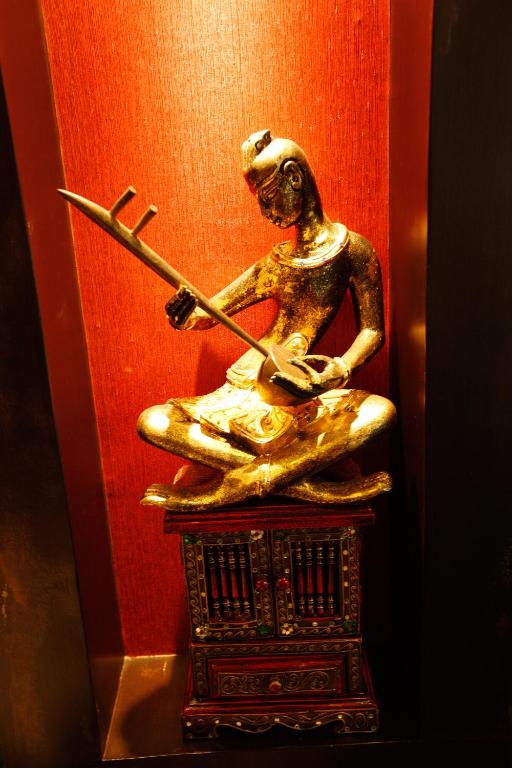 Mirth Sathorn Hotel - Resim 41