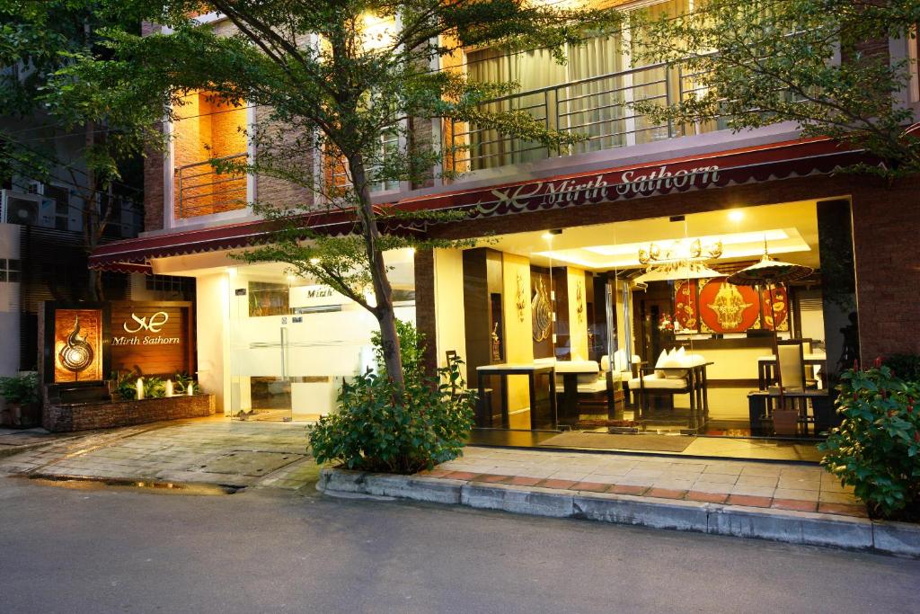 Mirth Sathorn Hotel - Resim 31