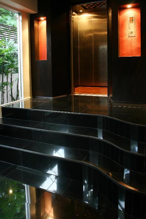 Mirth Sathorn Hotel - Resim 42