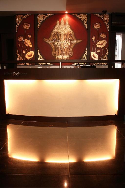 Mirth Sathorn Hotel - Resim 9