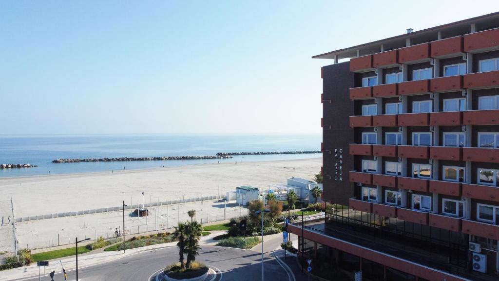 Hotel Palazzo Caveja - Resim 1