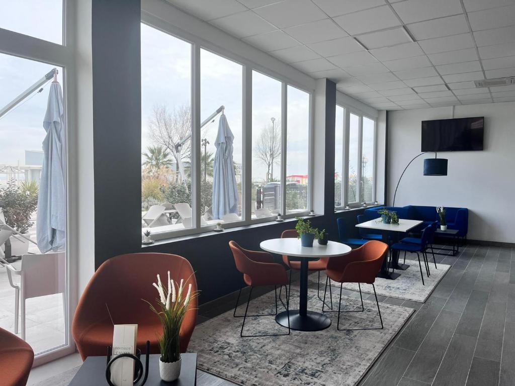 Hotel Palazzo Caveja - Resim 15