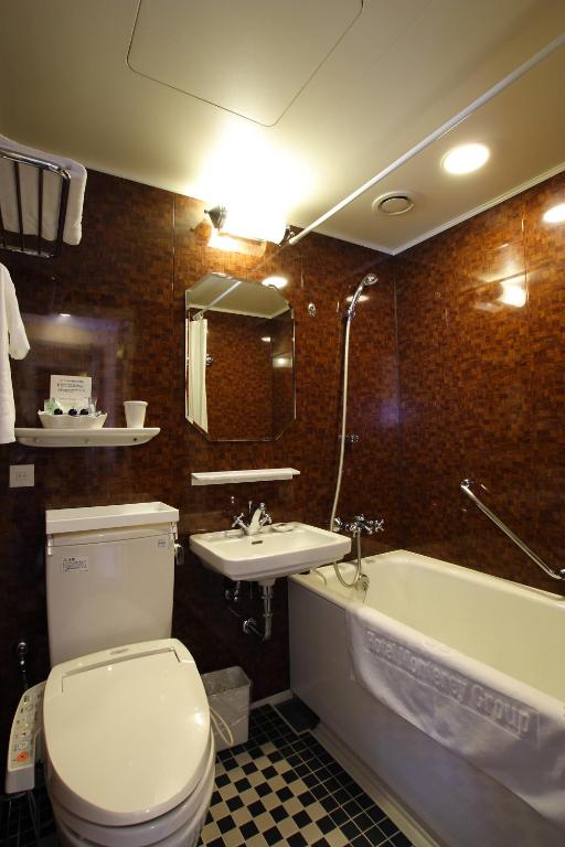 Um banheiro em Hotel Monterey La Soeur Fukuoka