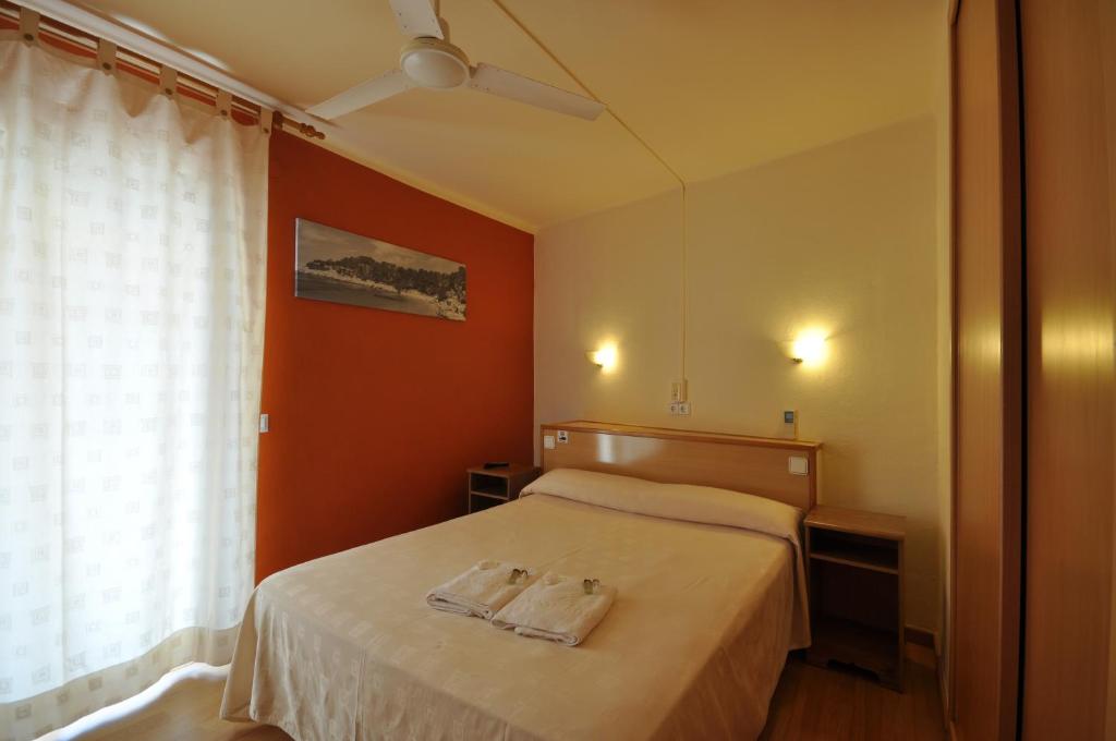 Hostal Residencia Europa Punico, Ibiza-stad – Bijgewerkte ...
