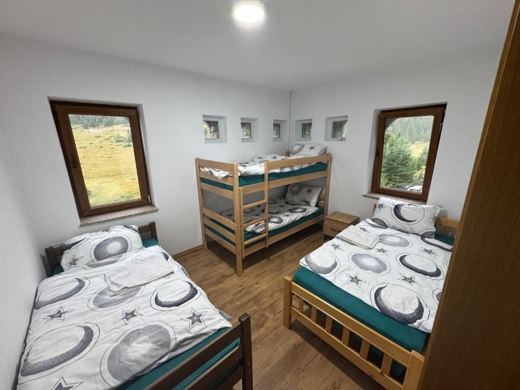 Kulla Guest House - Quadruple Room