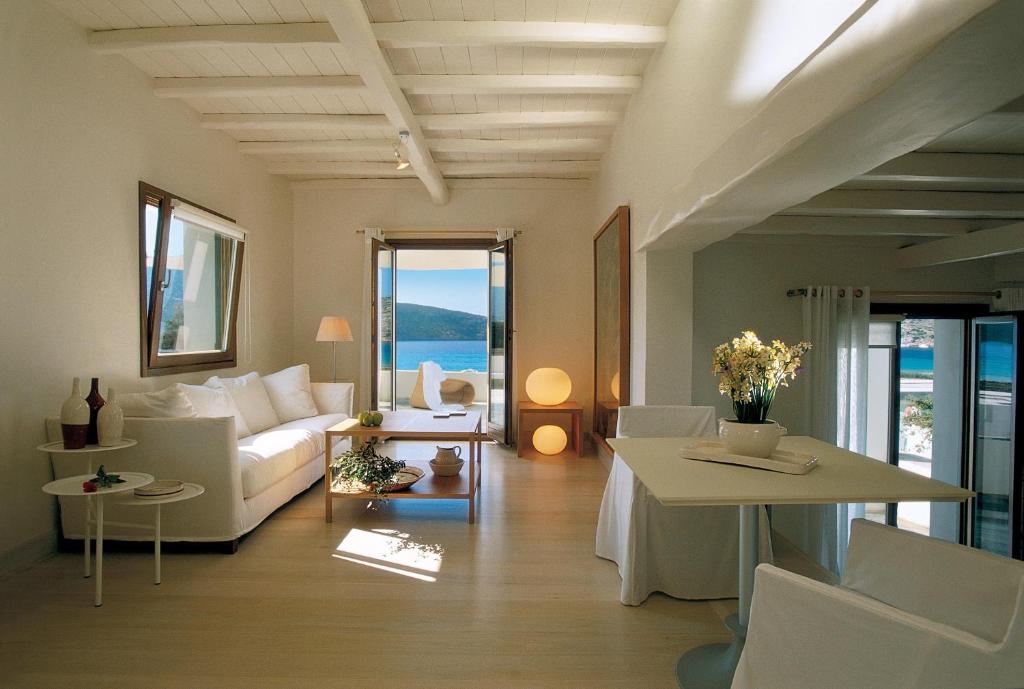 Гостиная зона в Elies Resorts